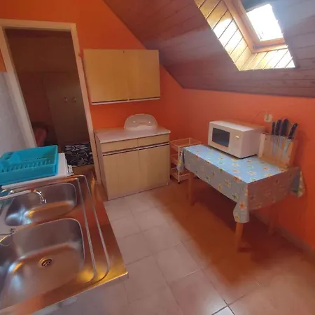 Dom wakacyjny In 45813 *