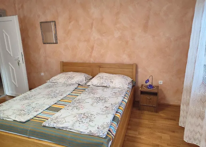 Semesterbostad In 45813