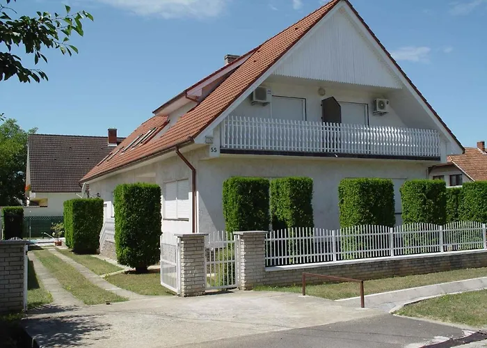 In 45813 * Balatonszarszo